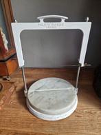 Antieke rochefort kaassnijder guillotine Philippe Capelle, Huis en Inrichting, Ophalen of Verzenden