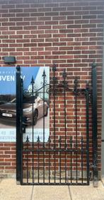 HEEL MOOIE SMEEDIJZEREN PORT MET PALEN, Ophalen, 100 tot 150 cm, Zo goed als nieuw, Looppoort