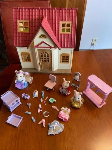 Sylvanian Set kaptafel 5644 en Le kleedkamer 5236 en Huis. beschikbaar voor biedingen