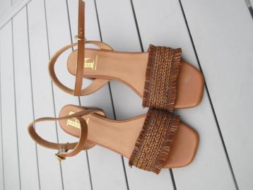 zomerschoenen Frank maat 37 beschikbaar voor biedingen