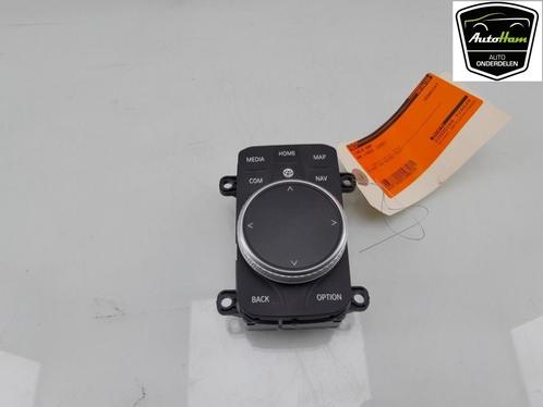 BOORDCOMPUTER BEDIENING BMW 1 serie (F40) (01-2019/-), Auto-onderdelen, Dashboard en Schakelaars, BMW, Gebruikt