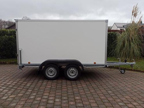 TE HUUR: Gesloten aanhangwagen Type 2 dubbel as 300x150x150, Auto-onderdelen, Carrosserie, Voor, Achter, Ophalen