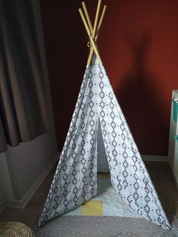 Tipi avec couverture, Enlèvement ou Envoi, Utilisé