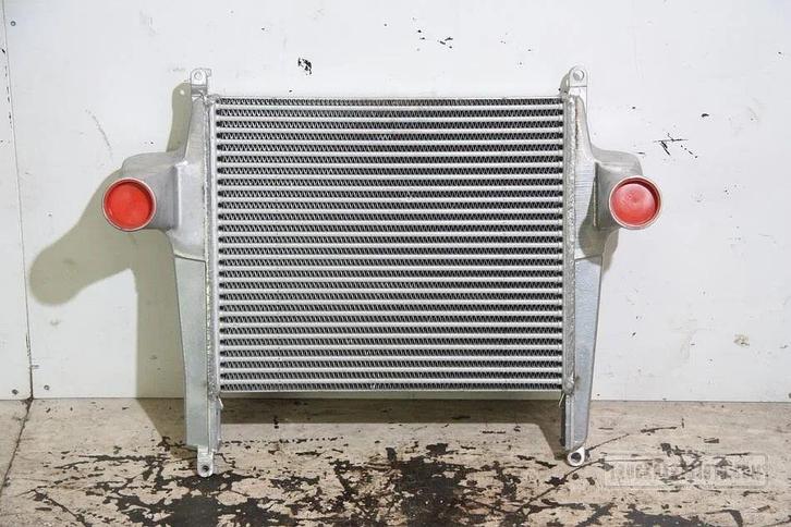 DAF LF Cooling System Intercooler DAF LF, Auto-onderdelen, Vrachtwagen-onderdelen, DAF, Motor en Accessoires, Gebruikt, Ophalen