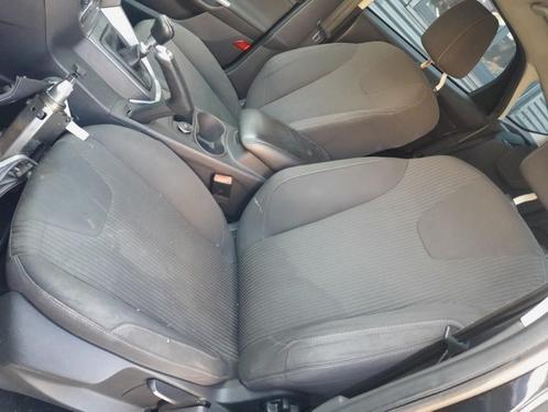 STOEL LINKS VOOR Ford Focus 3 (01-2010/12-2019), Auto-onderdelen, Interieur en Bekleding, Ford, Gebruikt