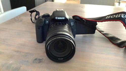 Canon EOS 700D EF-S 18-135 IS STM + Tas, Audio, Tv en Foto, Fotocamera's Digitaal, Zo goed als nieuw, Spiegelreflex, Canon, Ophalen
