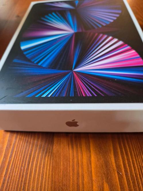 Apple iPad Pro (5th generation) gebarsten scherm. Rest ok., Computers en Software, Apple iPads, Gebruikt, Overige modellen, Wi-Fi