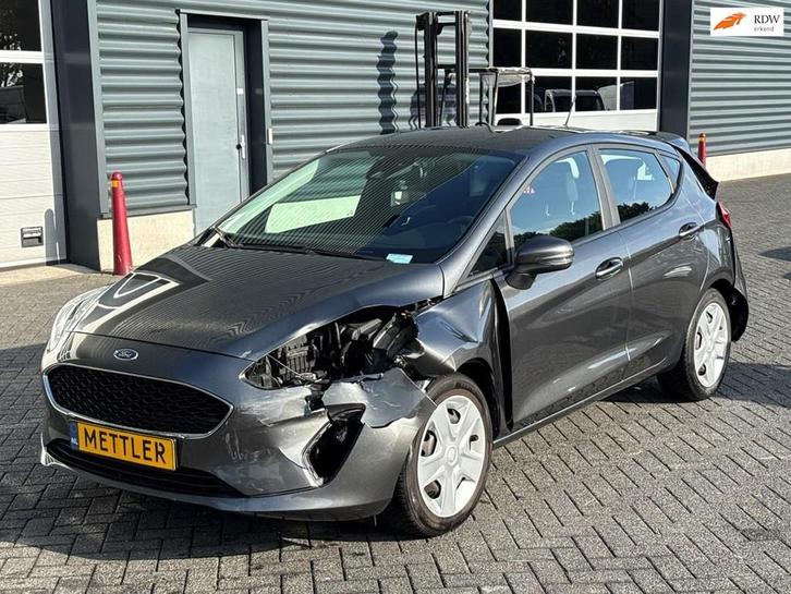 Ford Fiesta 1.1 Trend, airco, cruise control, PDC, Auto diversen, Ongevalwagen, Ford, Handgeschakeld, Benzine, Stadsauto, Zilver of Grijs