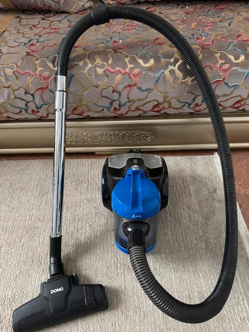 Stofzuiger DOMO A++, Elektronische apparatuur, Stofzuigers, Zo goed als nieuw, Stofzuiger, Minder dan 1200 watt, Reservoir, Ophalen