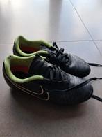 Voetbalschoenen Nike Magista maat 35,5, Sport en Fitness, Voetbal, Ophalen of Verzenden, Gebruikt