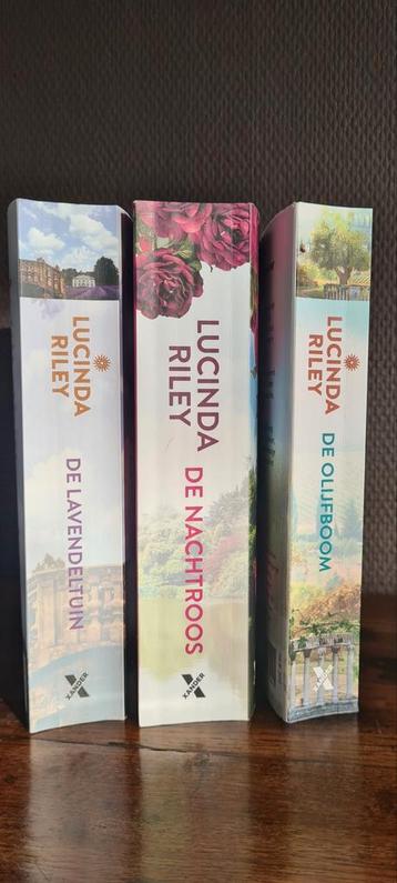 3 romans  van Lucinda Riley., Boeken, Ophalen, Zo goed als nieuw, Lucinda Riley