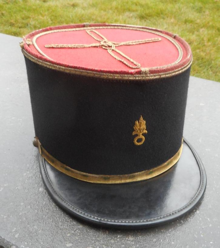 LEGION ETRANGERE - KEPI POUR OFFICIER, Collections, Objets militaires | Général, Armée de terre, Envoi