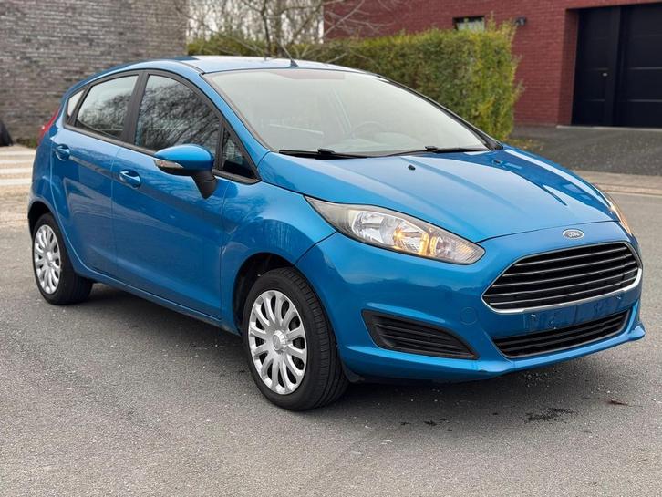 FORD FIËSTA / FACELIFT! / AIRCO! / GEKEURD VVK!, Auto's, Ford, Particulier, Fiësta, ABS, Airbags, Airconditioning, Bluetooth, Boordcomputer