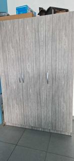 3 deurs kleerkast 120b x 180h x 50 d, Huis en Inrichting, Ophalen, Zo goed als nieuw