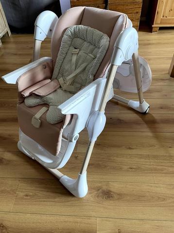 Chaise haute réglable pour enfant beschikbaar voor biedingen