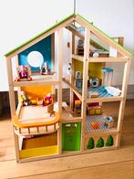 Houten poppenhuis Hape met meubeltjes en figuurtjes, Kinderen en Baby's, Speelgoed | Poppenhuizen, Ophalen
