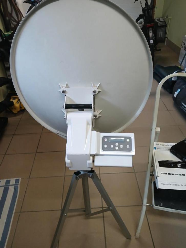 sateliet, Caravans en Kamperen, Caravans, Particulier, Satelliet antenne, Tv-antenne, Ophalen