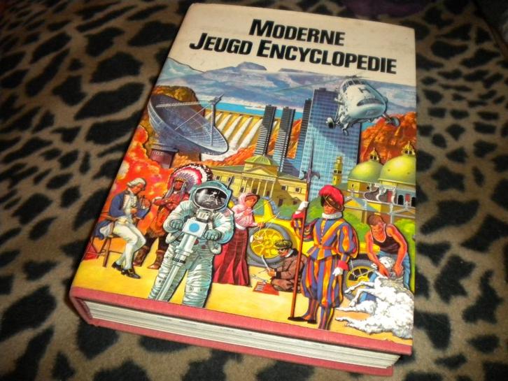 Encyclopedieboek : Moderne jeugdboek, Boeken, Encyclopedieën, Ophalen