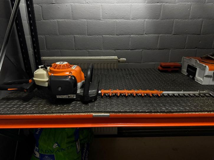 Stihl HS 82 T Benzine Heggenschaar, Tuin en Terras, Heggenscharen, Zo goed als nieuw, Benzine, Ophalen