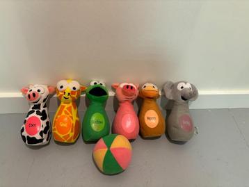 Zachte dieren-bowlingset beschikbaar voor biedingen