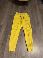 Nike Tech fleece maat, Ophalen, Zo goed als nieuw, Maat 46 (S) of kleiner