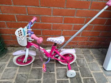 Meisjes fiets beschikbaar voor biedingen