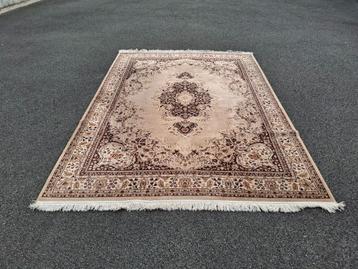 tapijt beschikbaar voor biedingen