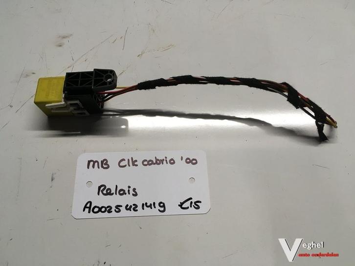 Mercedes CLK Cabrio 2.0 compressor 2000 Relais A 002 542 141, Auto-onderdelen, Elektronica en Kabels, Gebruikt, Ophalen of Verzenden