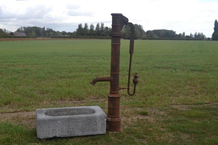 decoratieve antieke gietijzeren handpomp, Tuin en Terras, Waterpartijen en Fonteinen, Gietijzer, Ophalen