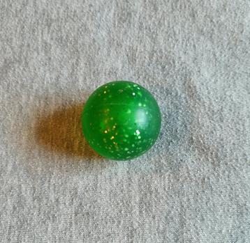 Springbal - Bal - Licht - Groen - Sensorisch - €1,50 beschikbaar voor biedingen