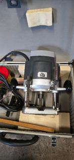 Elu 713 bovenfrees, Bricolage & Construction, Outillage | Fraiseuses, Électrique, Routeur, Enlèvement, Utilisé