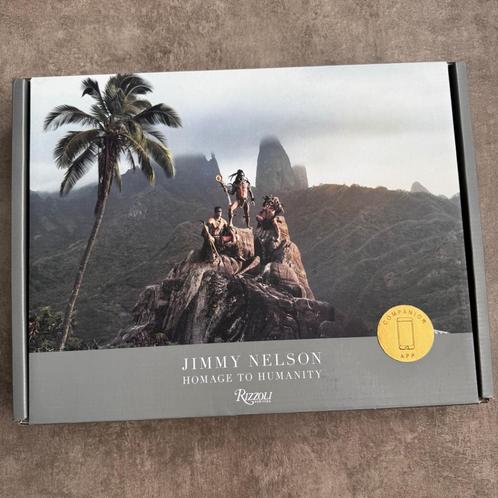 Homage to humanity / Jimmy Nelson, Boeken, Kunst en Cultuur | Beeldend, Zo goed als nieuw, Grafische vormgeving, Ophalen of Verzenden