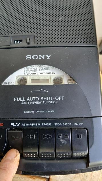 Sony-cassettespeler om te controleren beschikbaar voor biedingen