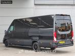 Iveco Daily 35S21 3.0L Automaat Black Edition 210PK L3H2 202, Auto's, Bestelwagens en Lichte vracht, Stof, Euro 6, 4 cilinders