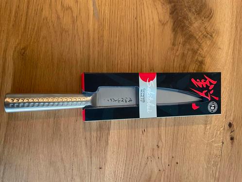 Japans mes “carving knife” 18,3 cm nog in verpakking, Huis en Inrichting, Keuken | Bestek, Nieuw, Ophalen