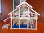 Houten poppenhuis + meubels GOKI, Kinderen en Baby's, Speelgoed | Poppenhuizen, Ophalen, Zo goed als nieuw, Poppenhuis