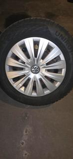 Originele 15 inch Volkswagen velgen 5×112 met 4 all-season, Auto-onderdelen, Ophalen of Verzenden, 15 inch, Band(en)