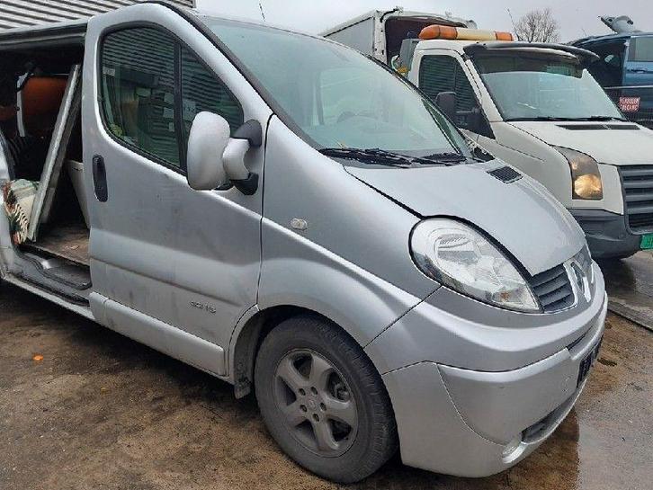 PORTIER RECHTS Renault Trafic New (FL) (01-2001/06-2014), Auto-onderdelen, Carrosserie, Deur, Renault, Rechts, Gebruikt