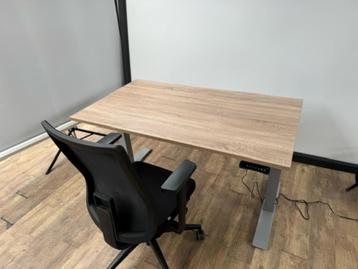 Zit-sta bureau aluminium dubbelen motor beschikbaar voor biedingen