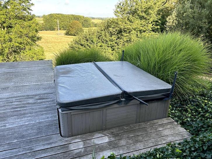 Jacuzzi, Tuin en Terras, Bubbelbaden en Hottubs, Gebruikt, Vast, Afdekzeil, Ophalen