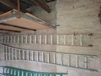 Houten ladder in goede staat (onderste van de foto), Doe-het-zelf en Bouw, Ladders en Trappen, Ophalen, Gebruikt, Ladder, 2 tot 4 meter