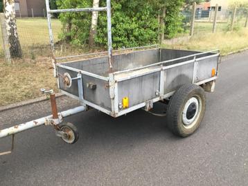 Aanhangwagen beschikbaar voor biedingen