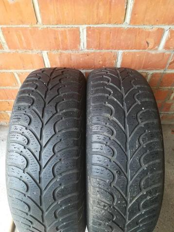 Winterbanden 195/65R15 beschikbaar voor biedingen