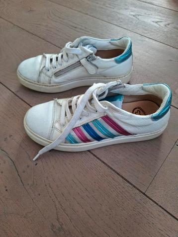 Maat 35 : lederen schoenen sneakers Stones and bones, Kinderen en Baby's, Gebruikt, Meisje, Schoenen, Ophalen of Verzenden