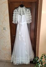 Trouwjurk met sluier en strass - Maat M, Kleding | Dames, Trouwkleding en Trouwaccessoires, Ophalen of Verzenden, Trouwjurk