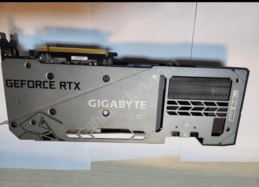 GIGABYTE RTX 3070 TI, Informatique & Logiciels, Cartes vidéo, Enlèvement ou Envoi, Comme neuf