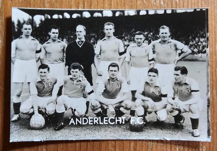 1951-1952 (like panini) Team Anderlecht non collé Rare!, Hobby & Loisirs créatifs, Autocollants & Images, Comme neuf, Image, Enlèvement ou Envoi