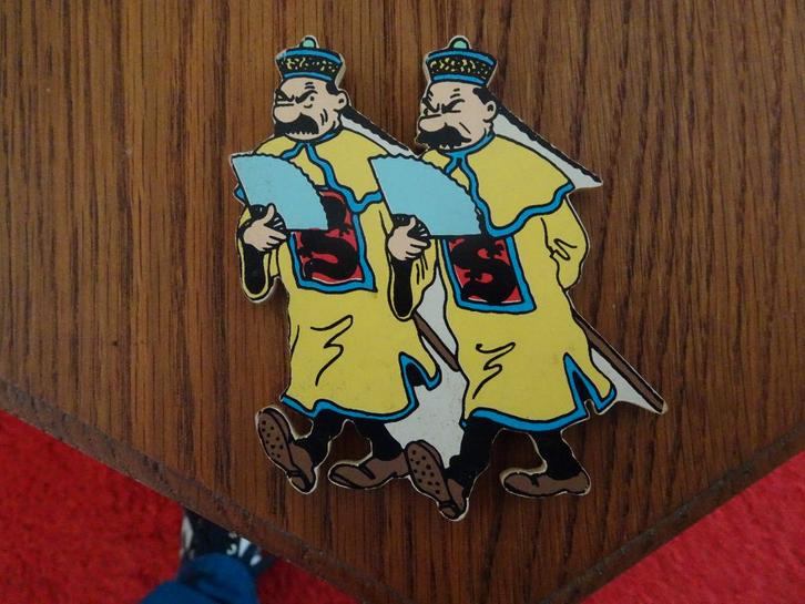 Magnet en bois Tintin Trousselier - Dupont et Dupond, Collections, Personnages de BD, Comme neuf, Image, Affiche ou Autocollant