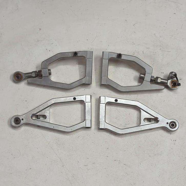 FG Marder aluminium draagarmen x4, zeer goed, alles metaal, Hobby & Loisirs créatifs, Modélisme | Radiocommandé & Téléguidé | Voitures