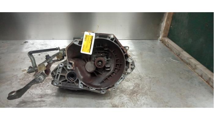 Versnellingsbak van een Opel Tigra, Auto-onderdelen, Gebruikt, -, -, Opel